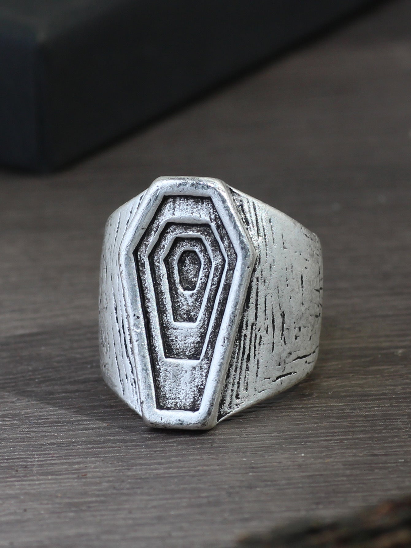 Creative Vintage-style Alloy Ring