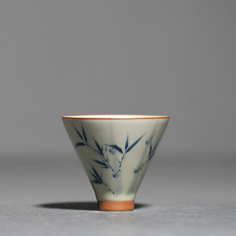 Ceramic Hand Painted Bamboo Hat-Shaped Small Teacup