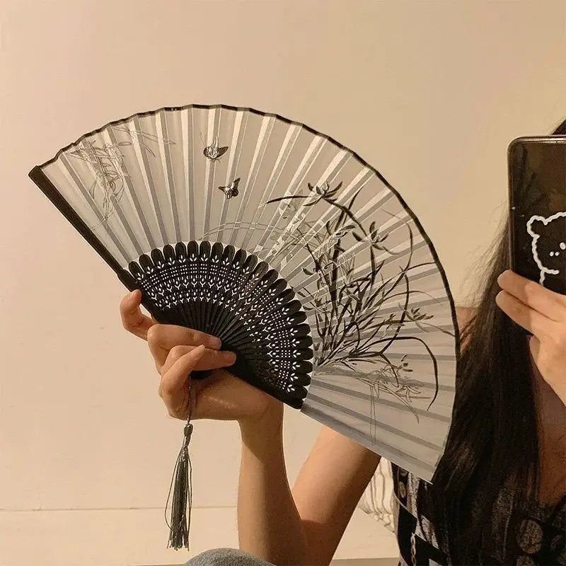 Portable Hand Fold Fan New Chinese Style Dance Props Retro Shell Fan Woman Men Bamboo Wood Silk Flower Folding Fan