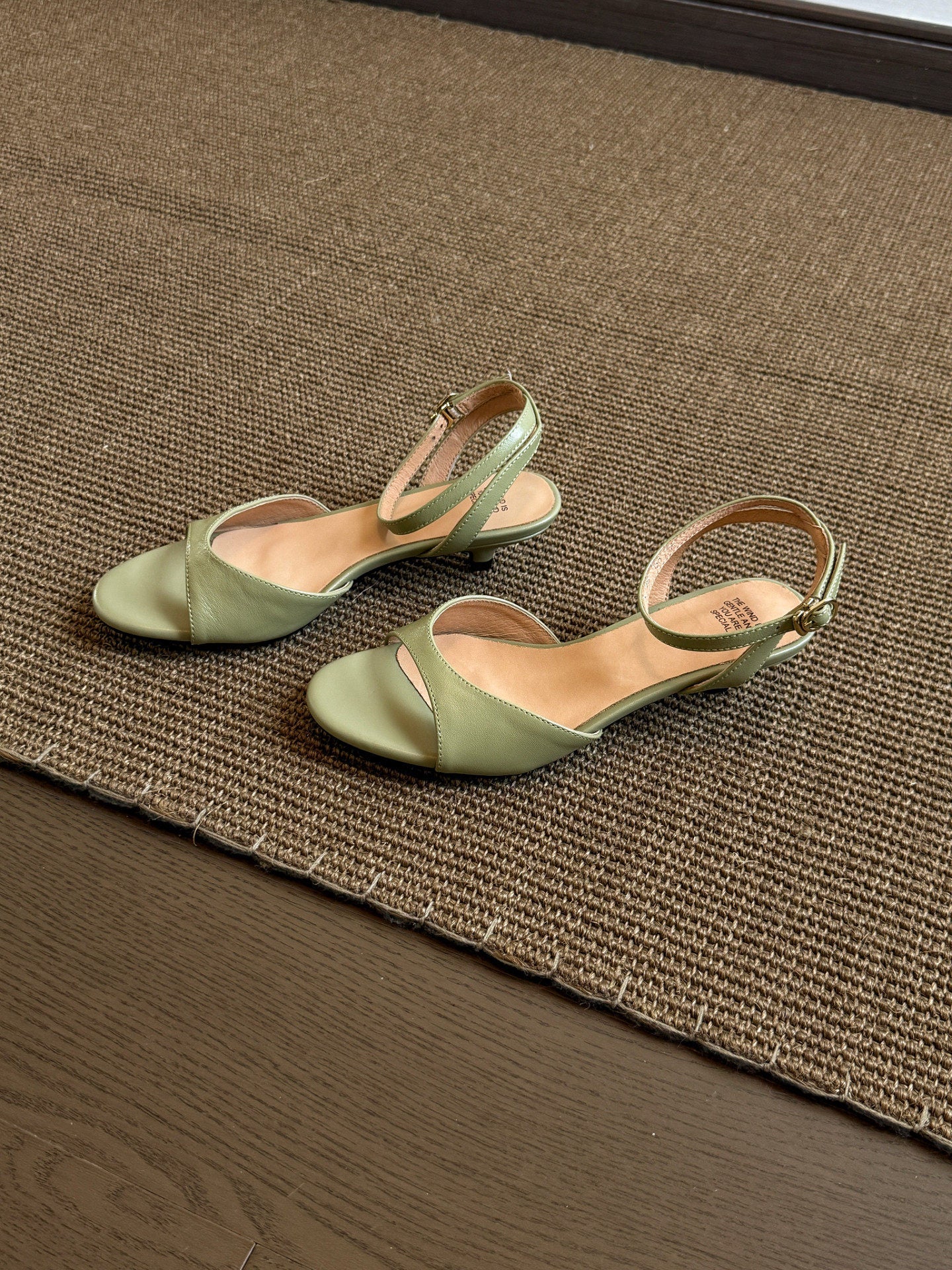 2026 Summer New Women Gentle Retro Sandals, Minimalist Fashion Comfort Kitten Heel Elegant Daily Commute Shoes, Green