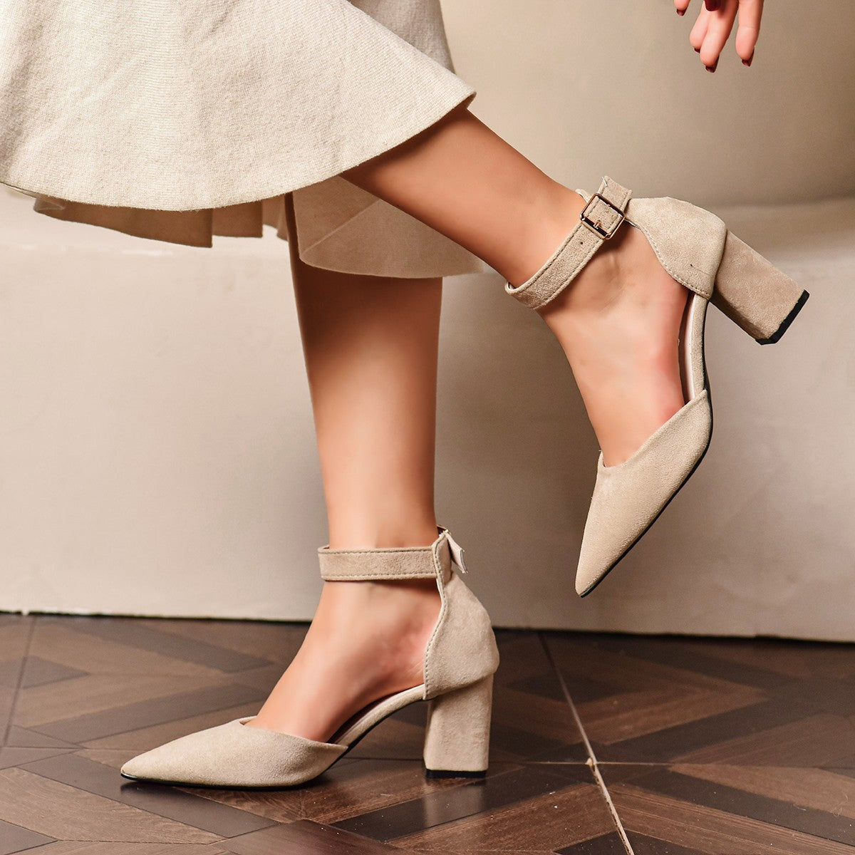 Pointed-toe Ankle-strap Hollowed-out Chunky-heel Sandals