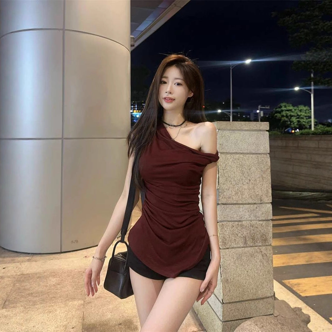 Women's Pleated Off-the-Shoulder Sleeveless Slim-fit Asymmetrical Top