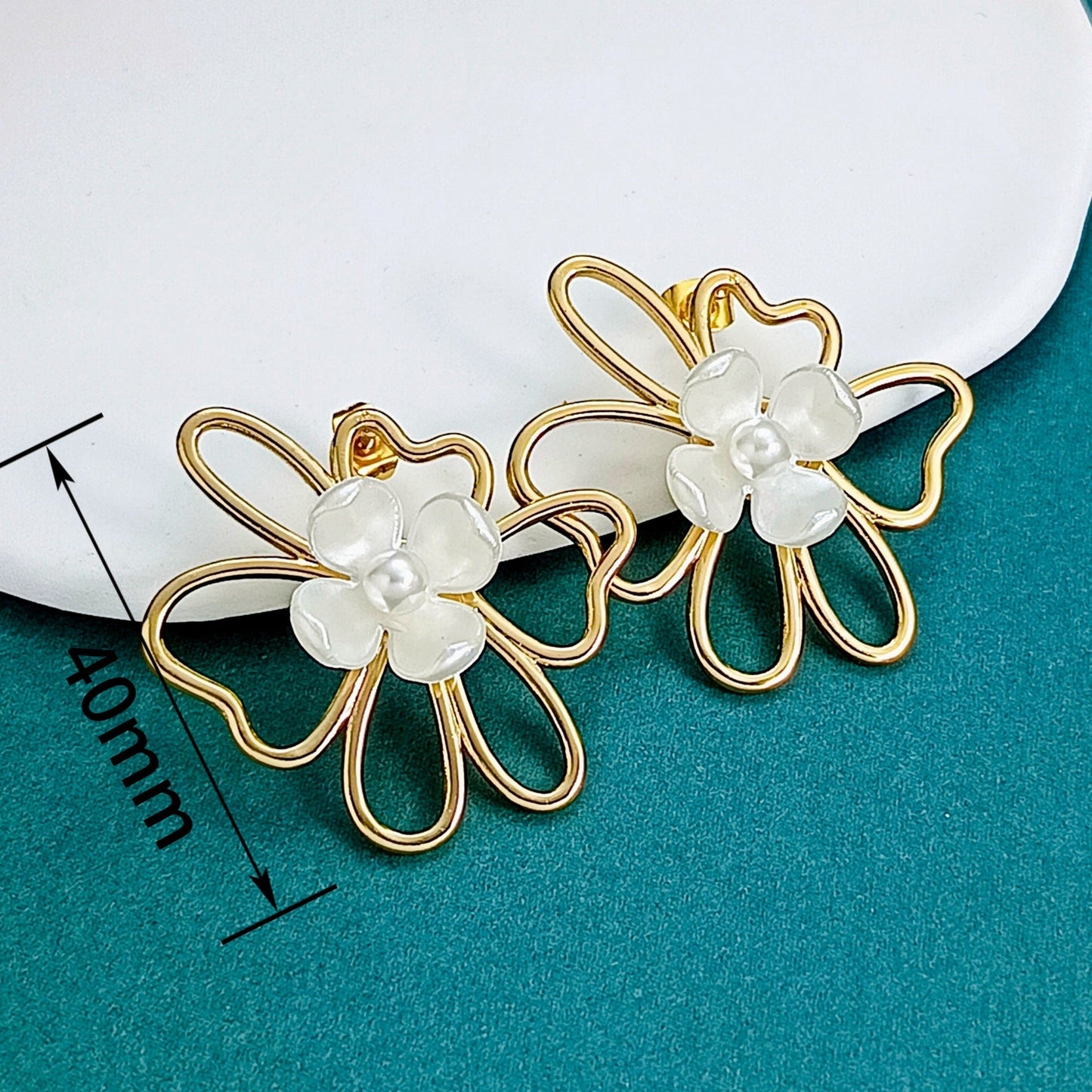 Double-layer Flower Stainless Steel Earrings Light Luxury With A Premium Feel