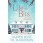 Life in Bits: A Lesbian Christmas Romance - Paperback