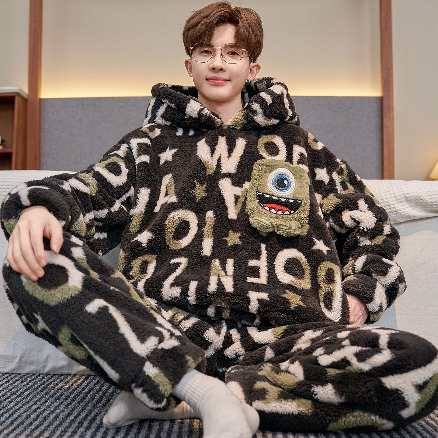 Mens Thickened Cartoon Plus-Size Pajama Set