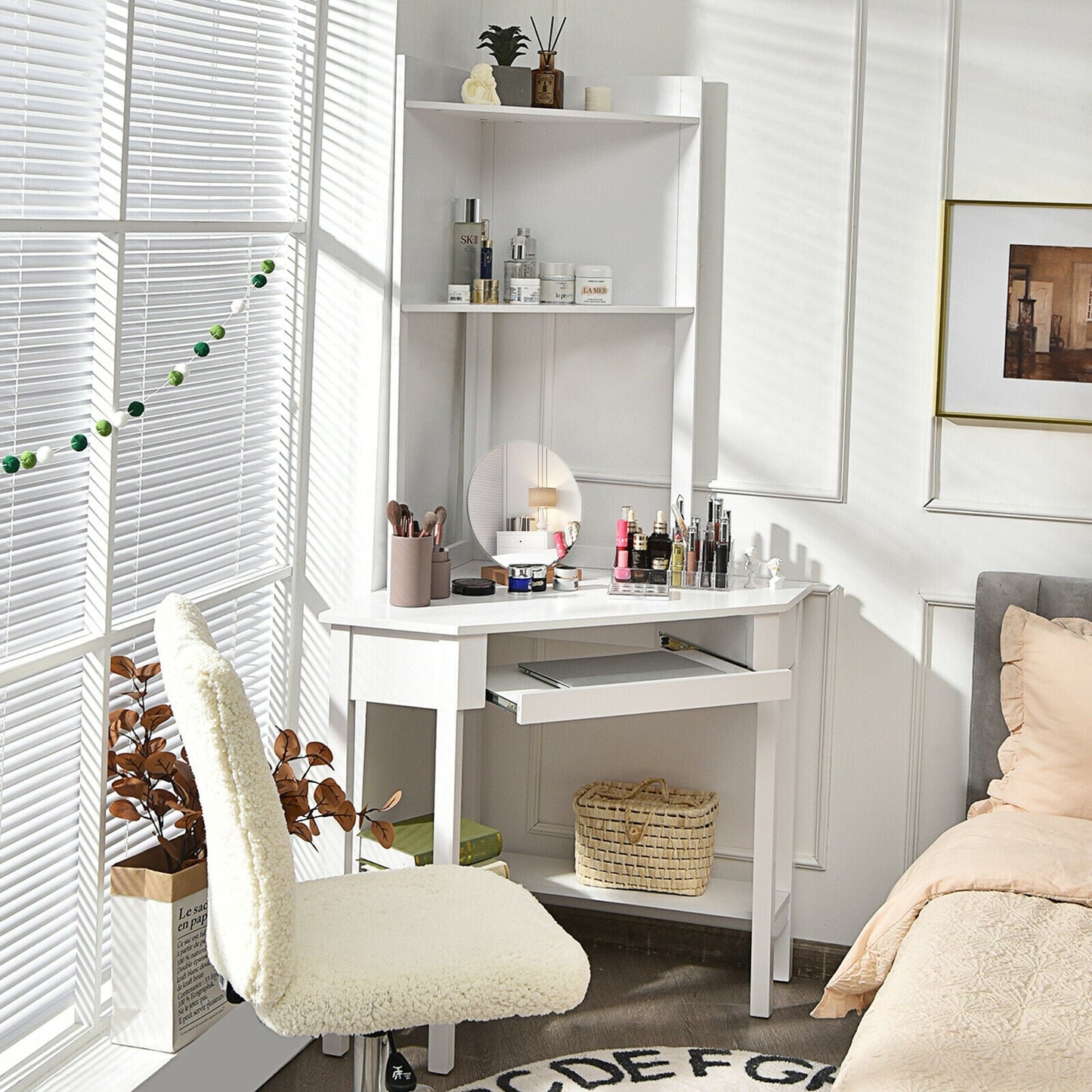 Corner Computer Desk with Hutch and Storage Shelves
