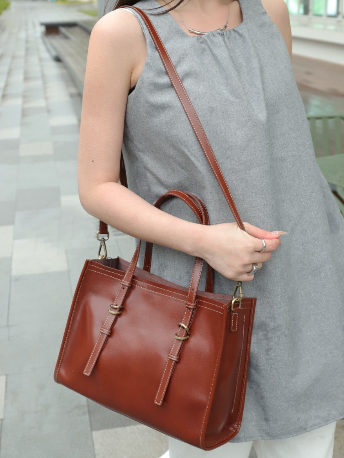 New Genuine Leather Women's Bag, Top-grain Cowhide Shopping Bag, Luxury Feel, Commuter Handbag, Single Shoulder And Crossbody Bag