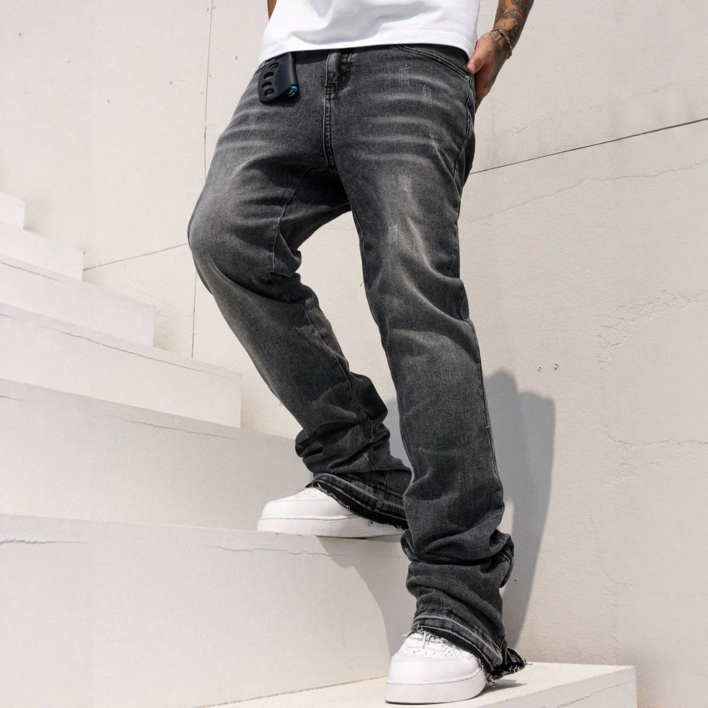 Mens Slightly Flared Relaxed-fit Stretchy Straight-leg Jeans