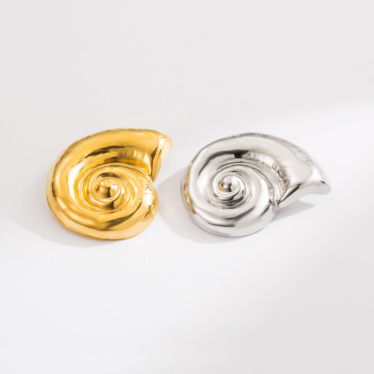 Conch-shaped Stainless Steel Brooch For Women