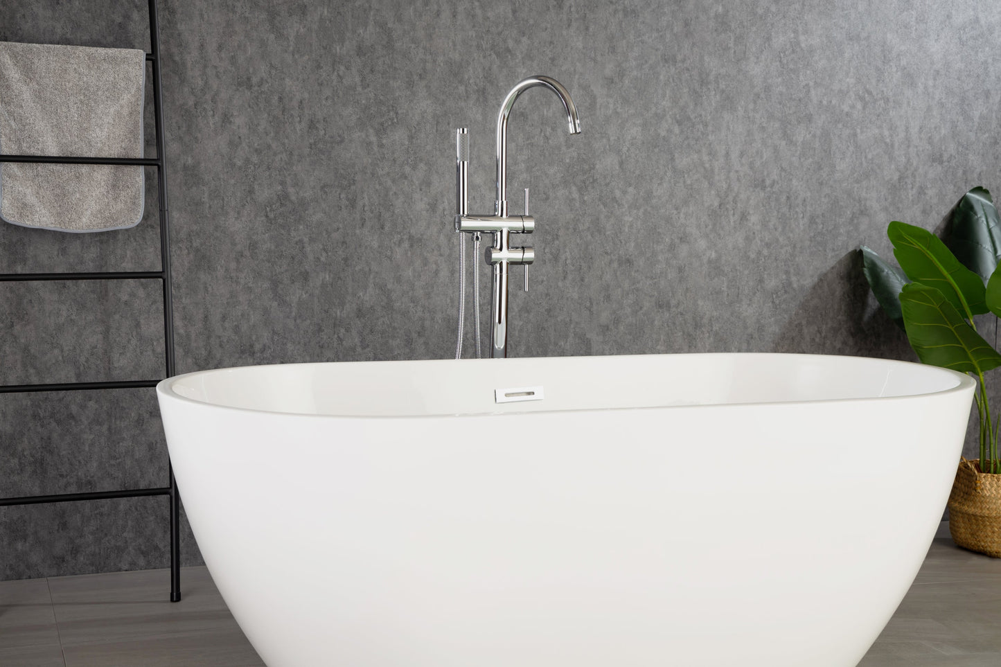 Single Handle Floor Mounted Tub Faucet Chrome