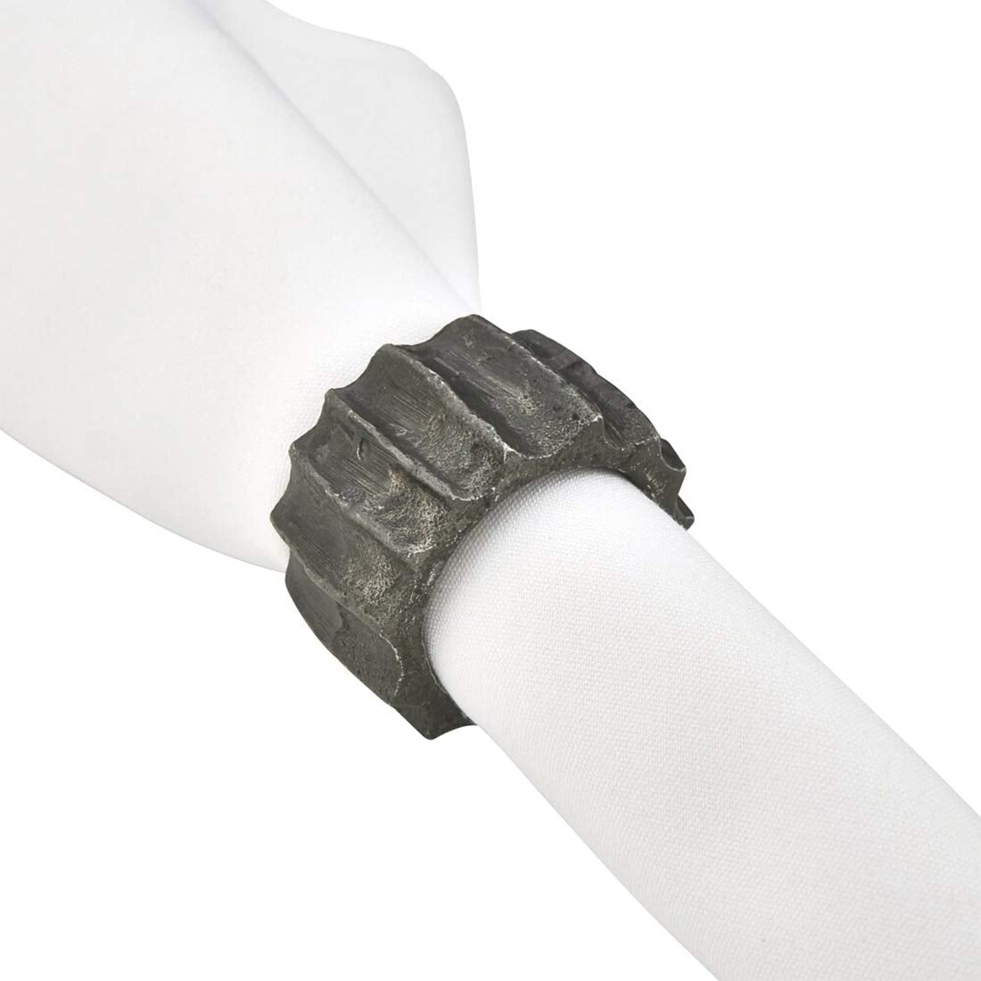 Fennco Styles Contemporary Ribbed Design Metal Napkin Rings, Set of 4 - Aluminum Napkin Holders for Home, Dining Room, Banquet, Family Gathering, Holiday and Special Occasion
