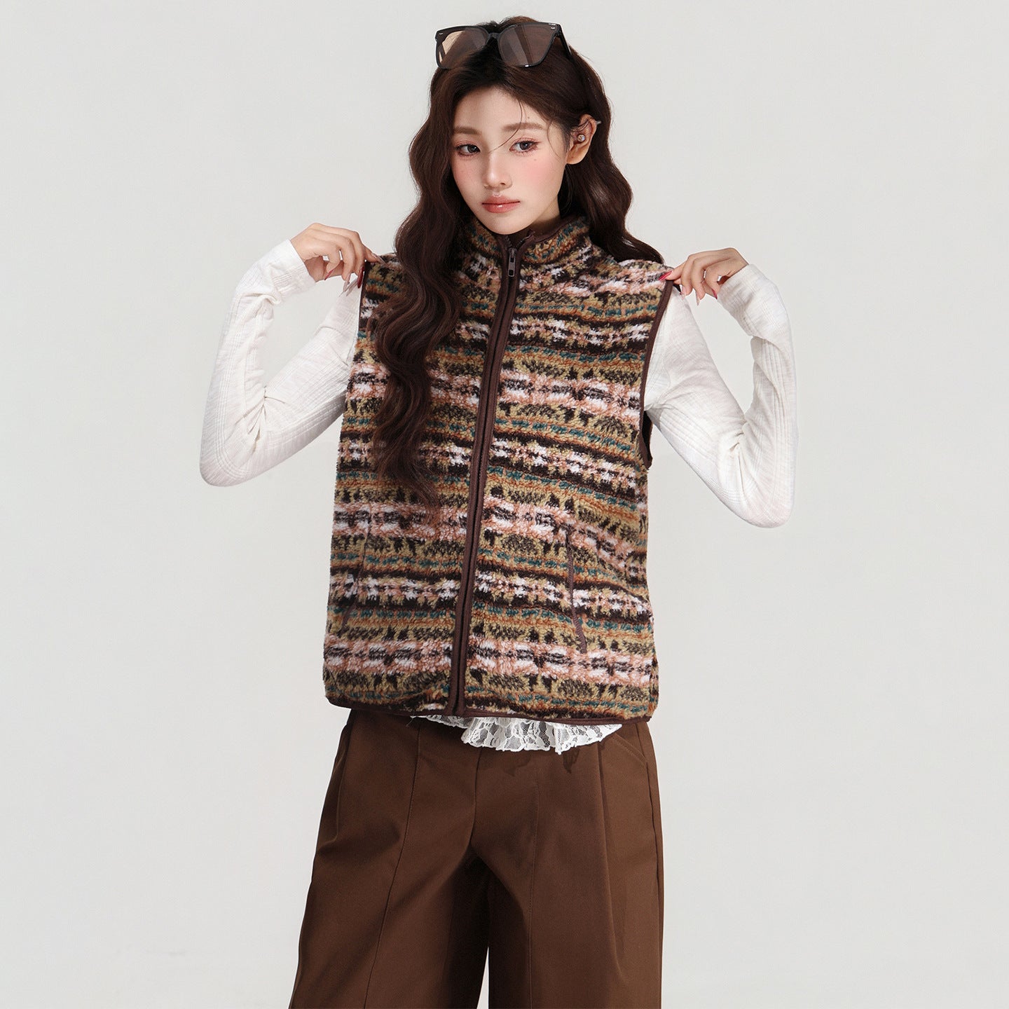 Retro Stand-collar Lamb Wool Vest Women's Cardigan Jacket For Autumn And Winter Layering