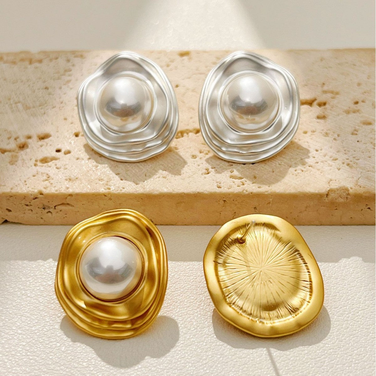 High-end Irregular-shaped Round Stud Earrings