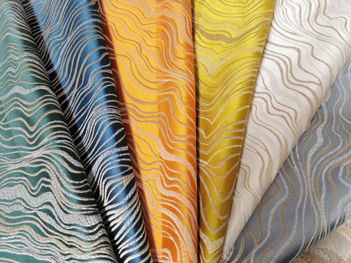 High Precision Gold Thread Wave Pattern Jacquard Fabric