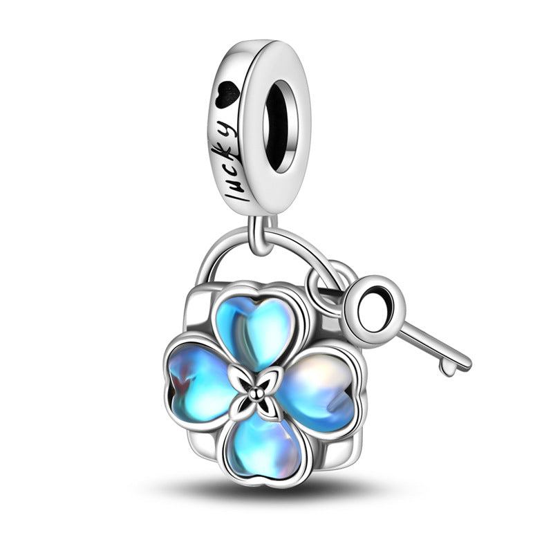 Retro Heart Lock Key Pendant Accessory