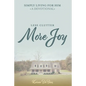 Simply Living for Him: A Devotional for Less Clutter and More Joy - Paperback