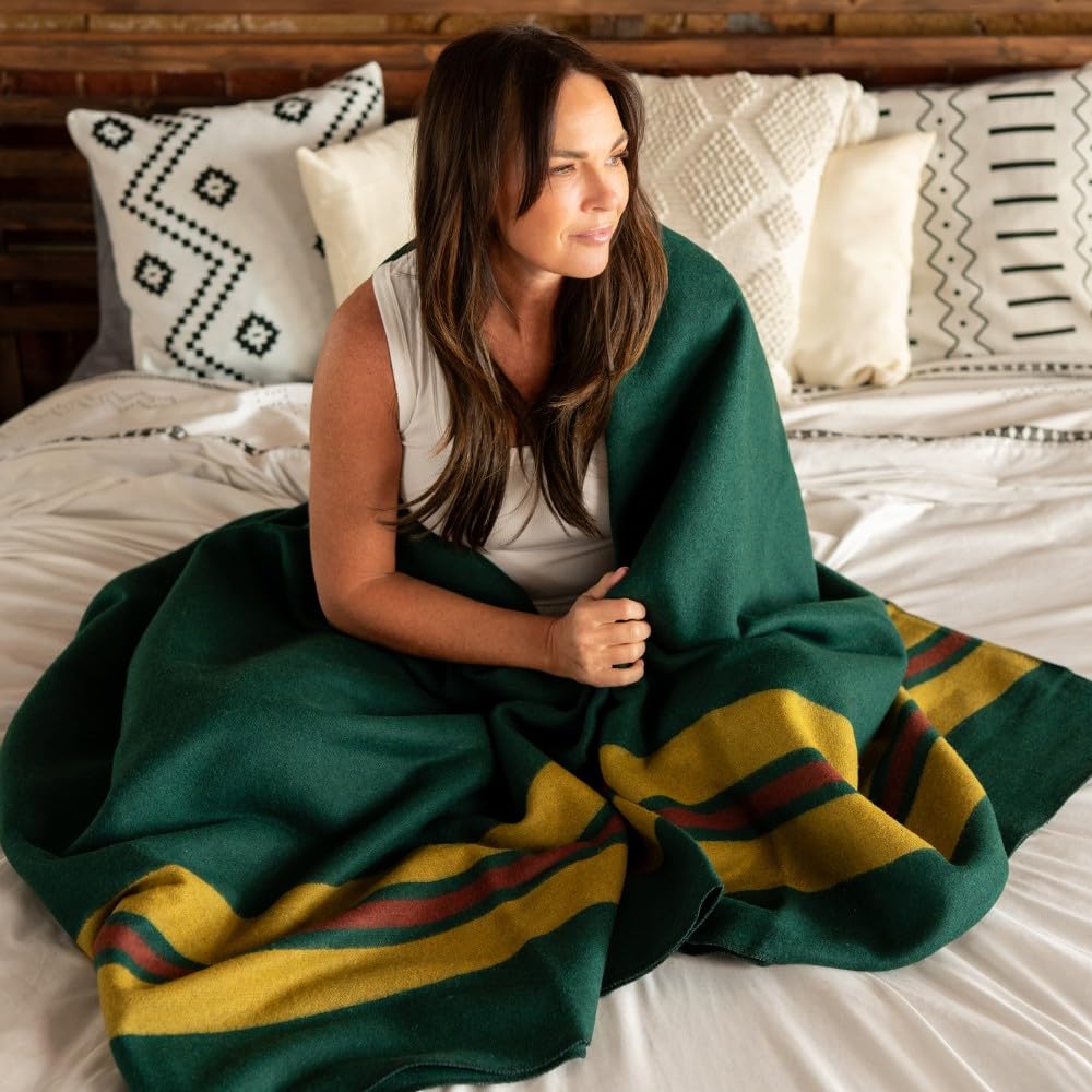 Arcturus Rainier Wool Blanket - 4.5lbs Warm, Heavy, Washable, Large | Great for Camping, Outdoors, Survival & Emergency Kits (Sunset Peak)
