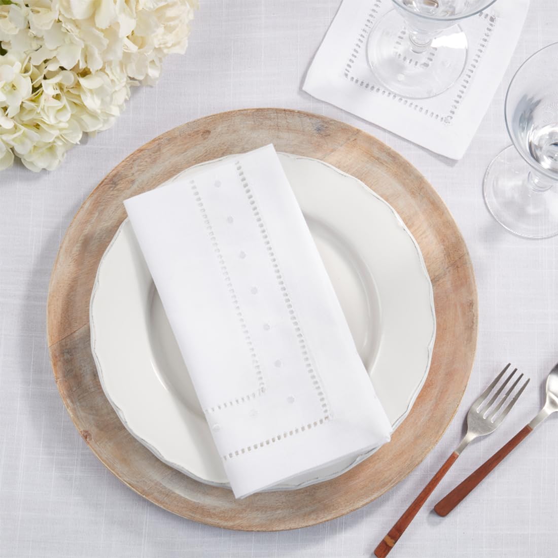 Fennco Styles Classic Embroidered & Hemstitch Tablecloth