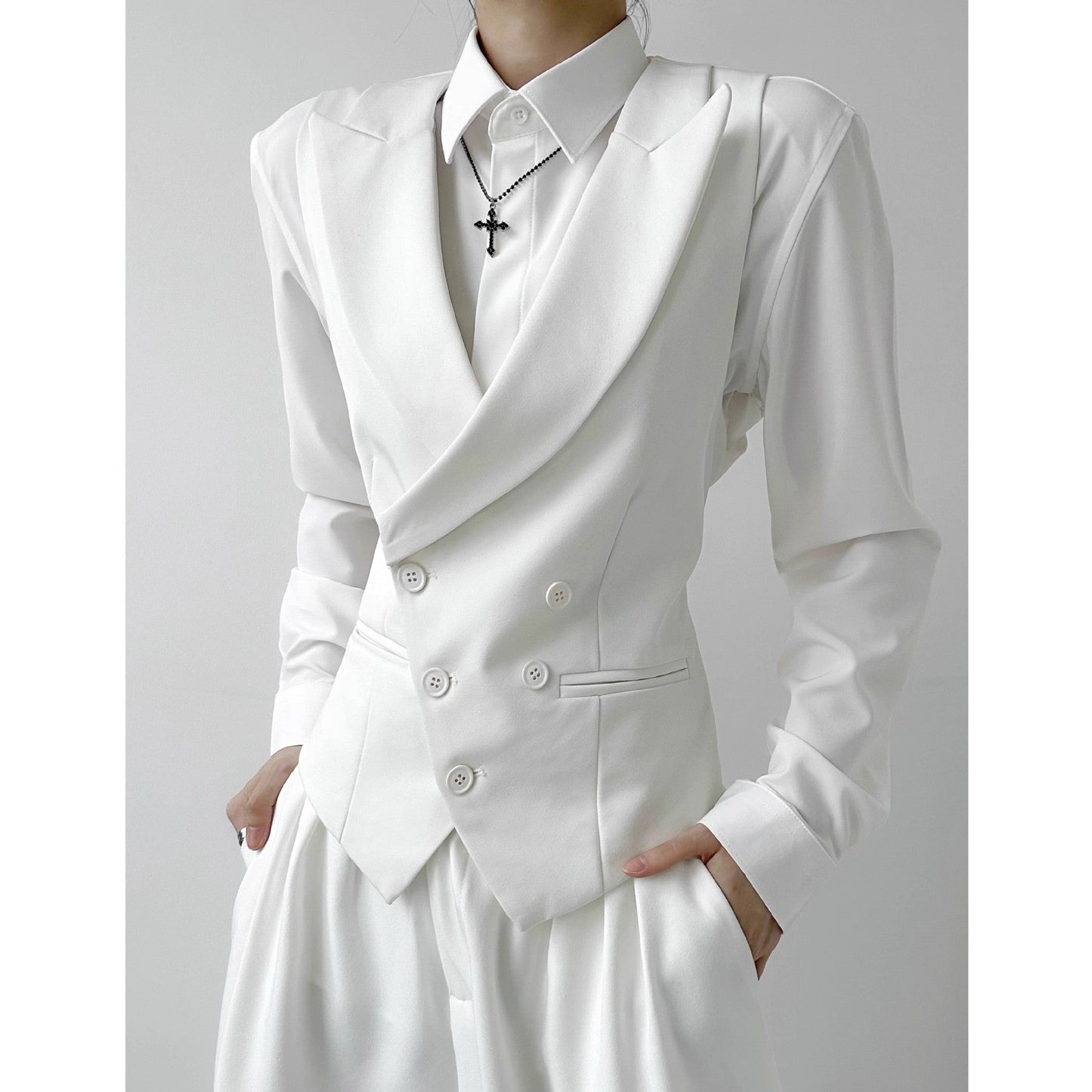 Women's Suit Vest For Young Women White Slim-fit Versatile And Exudes A Premium Sophisticated Vibe