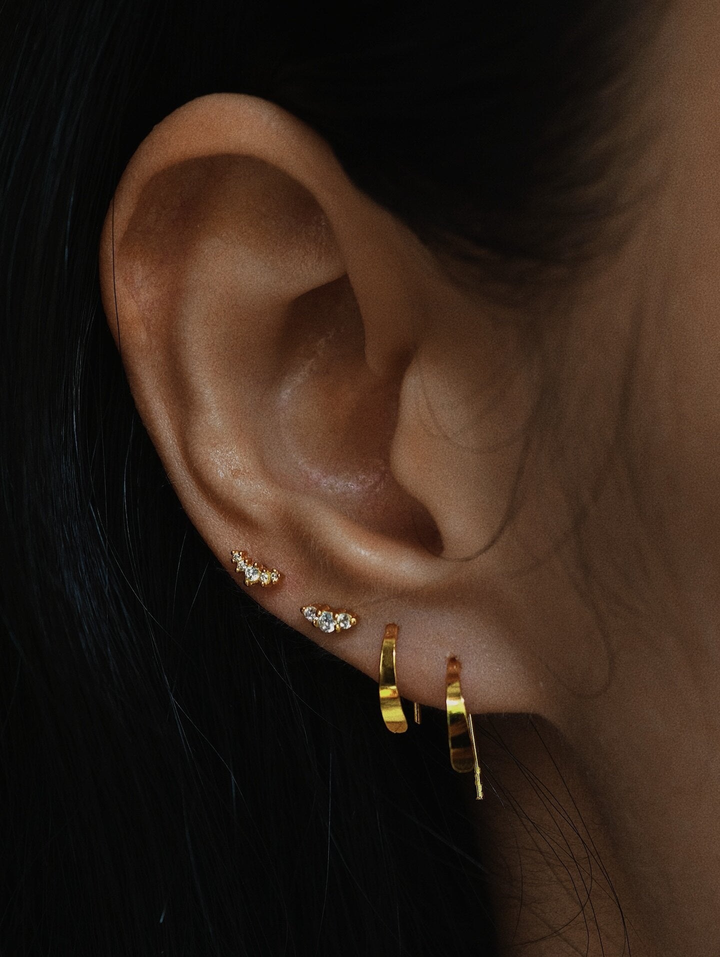 Fashionable And Minimalist U-shaped Plain-gold Earrings