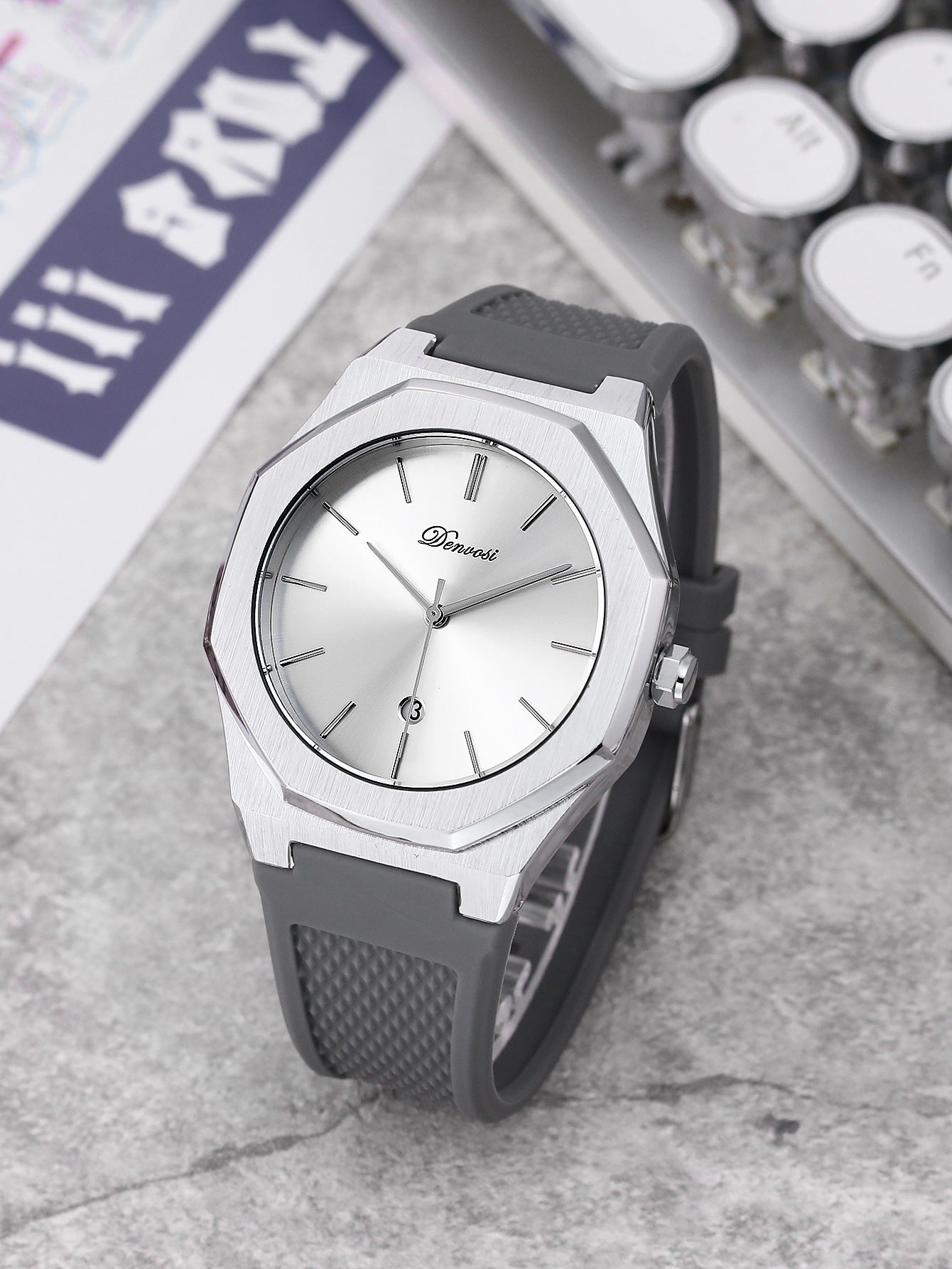 Elegant And Minimalist Waterproof Quartz Watch For Men