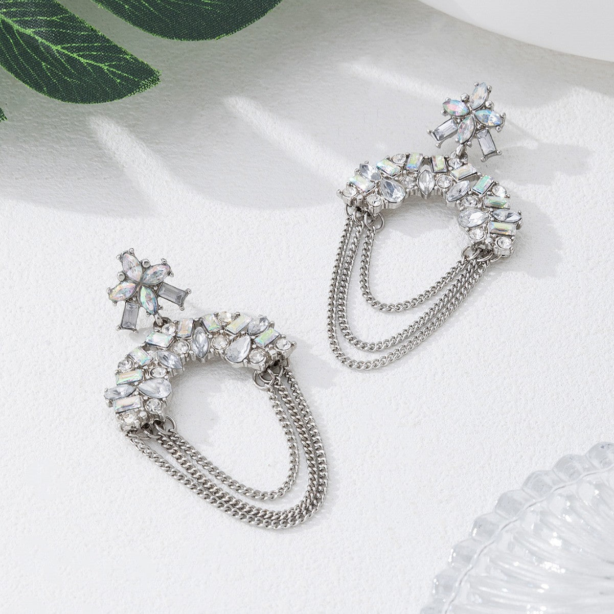 Trending Fashion Chain Rhinestone Drop Earrings For Women, Unique Versatile Light Luxury Alloy Ear Jewelry, Geometric Stud Earrings