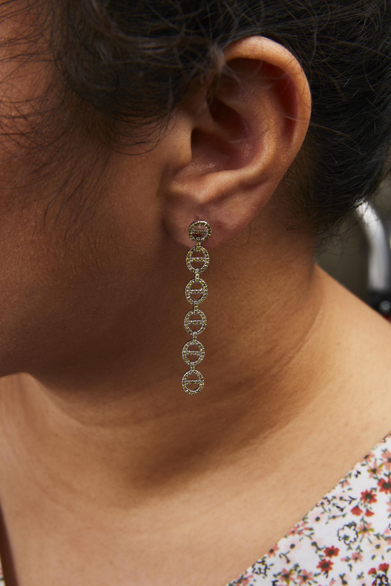 Yellow Diamond Linked Circle Drop Earrings in Sterling Silver – 1.0 Cttw
