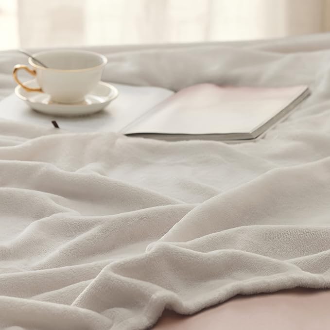 Bedsure Fleece Blanket King Size Linen - 280GSM Soft Lightweight Plush Cozy Blankets for Bed, Sofa, Couch, Travel, Camping