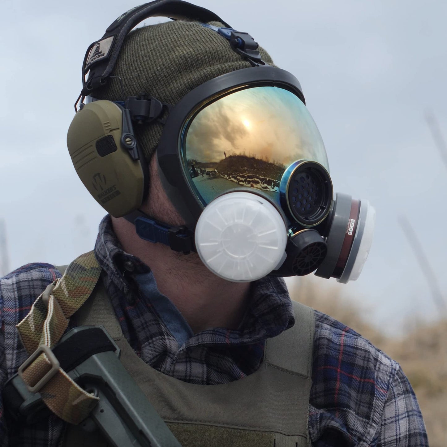 ST-100X Military Grade Full Face Respirator Mask with Advanced Air Filtration - For Chemical, Smoke, and Particulate Protection in Emergency Situations