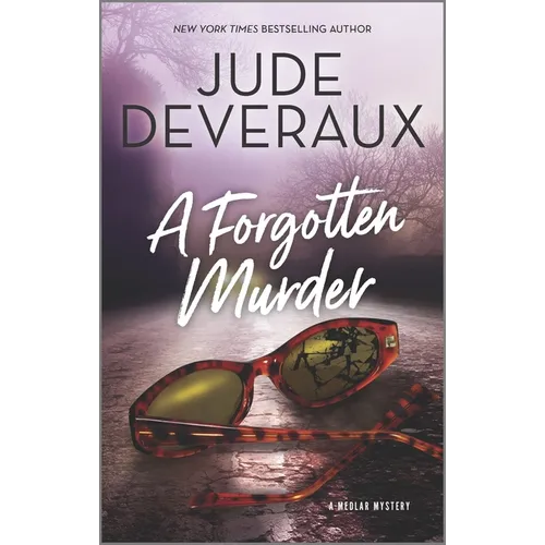 A Forgotten Murder: A Cozy Mystery - Paperback