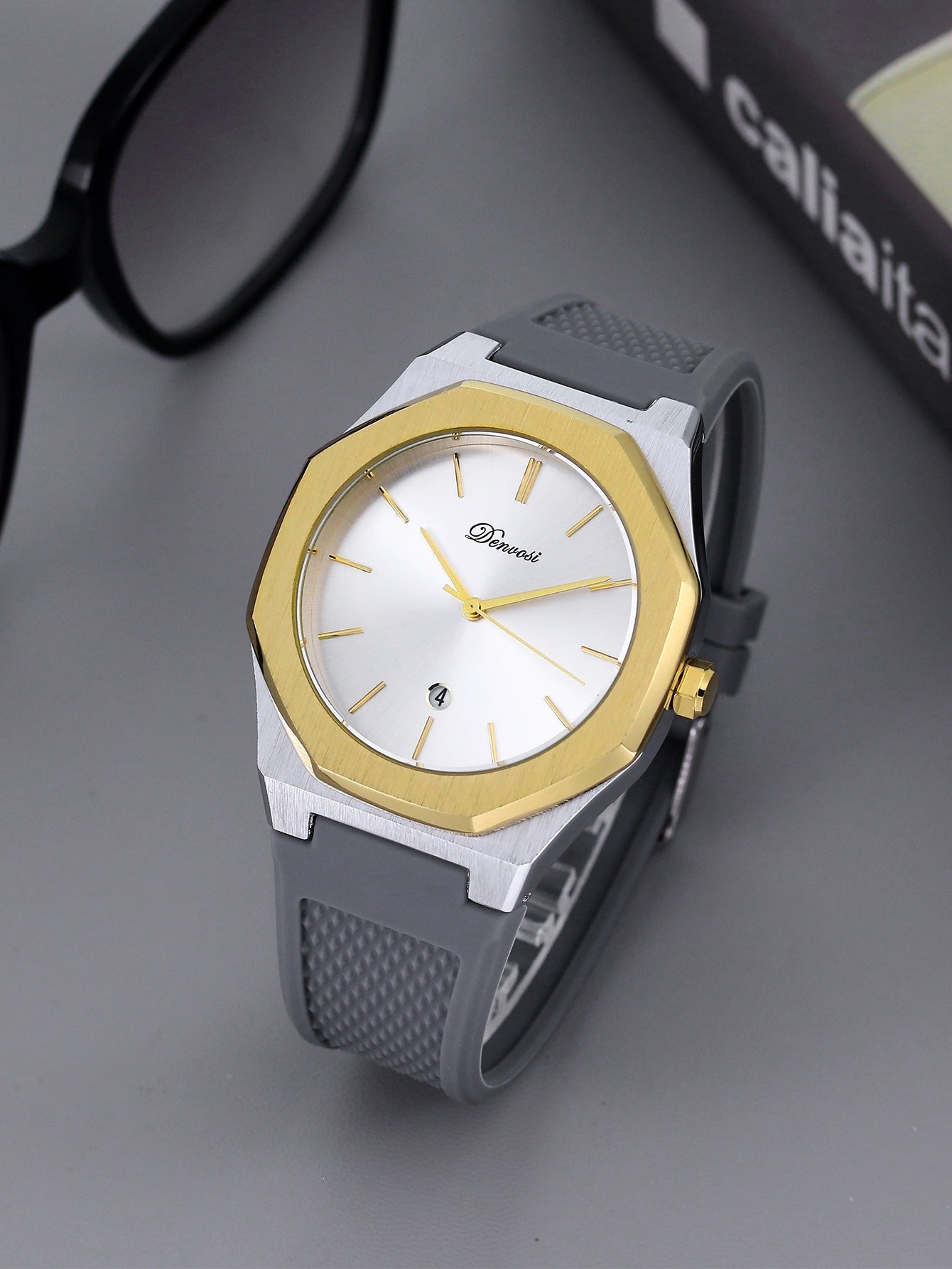 Elegant And Minimalist Waterproof Quartz Watch For Men