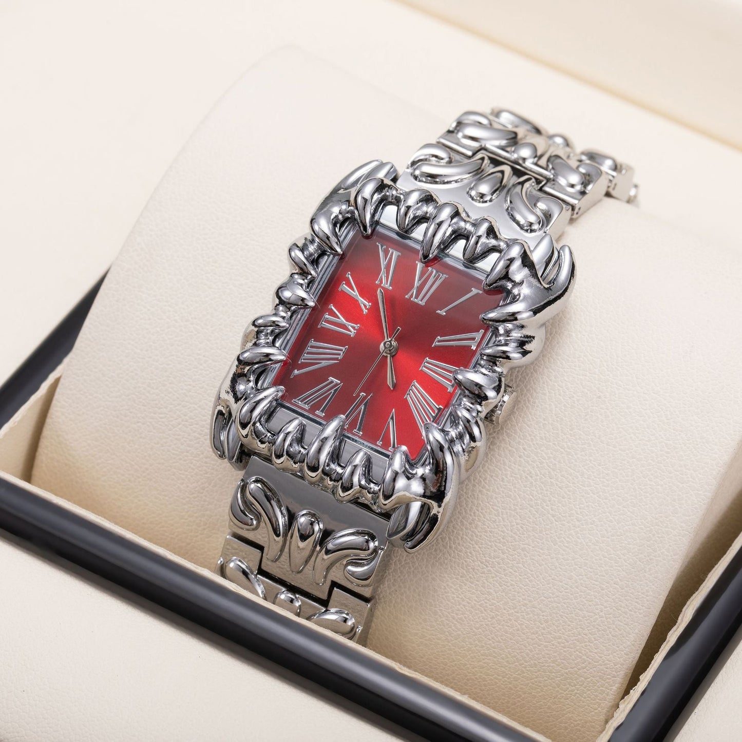 European And American Style Retro Personalized Embossed Irregular Shaped Pointed Claw Mens Watch