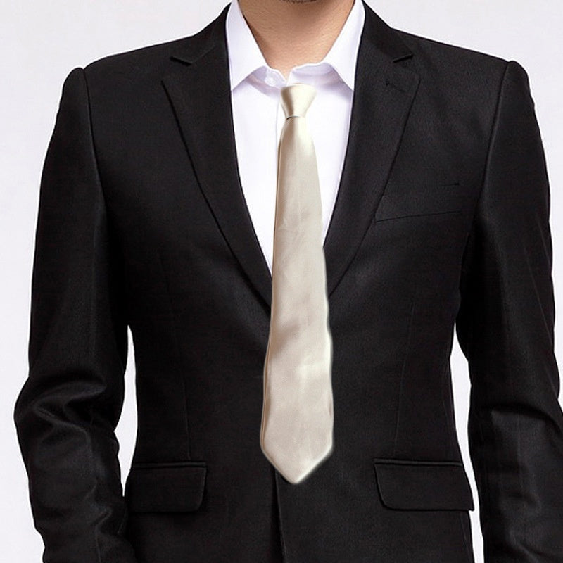 Mens Formal Business Tie With Arrow Design