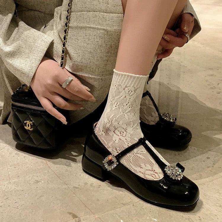 Niche Design SenseT-shaped Single Shoe With Rhinestones For Women 2026 Spring And Autumn New French Style Single Shoe With Mary Zhen Shallow Mouth