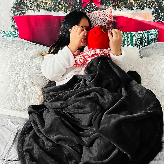 Bedsure Fleece Throw Blanket for Couch Black - Lightweight Plush Fuzzy Cozy Soft Blankets and Throws for Sofa, 50x60 inches