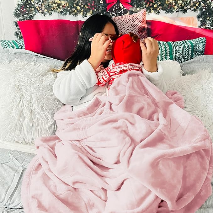 Bedsure Fleece Blanket Twin Size Pink - 300GSM Lightweight Plush Fuzzy Cozy Soft Blanket for Bed, Sofa, Couch, Travel, Camping, 60x80 inches