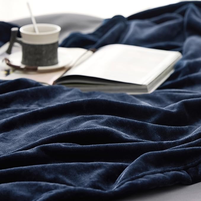 Bedsure Fleece Bed Blankets Full Size Navy - Soft Lightweight Plush Fuzzy Cozy Luxury Blanket Microfiber, 84x90 inches
