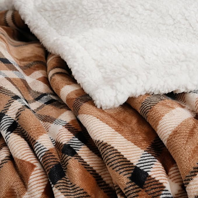 PU MEI Sherpa Fleece Throw Blanket 80" x 90" Reversible Plush Fluffy Large Big Blanket Lattice Flannel Blankets for All Season Use, Mocha Brown