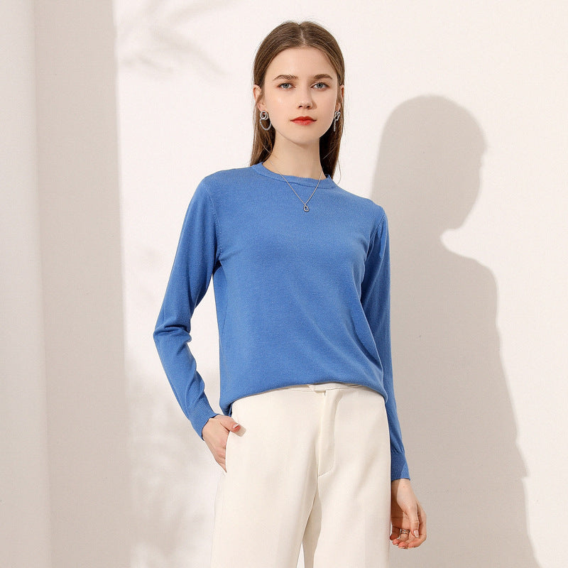 Lightweight Long-sleeve Crew-neck Wool Knit Sweater