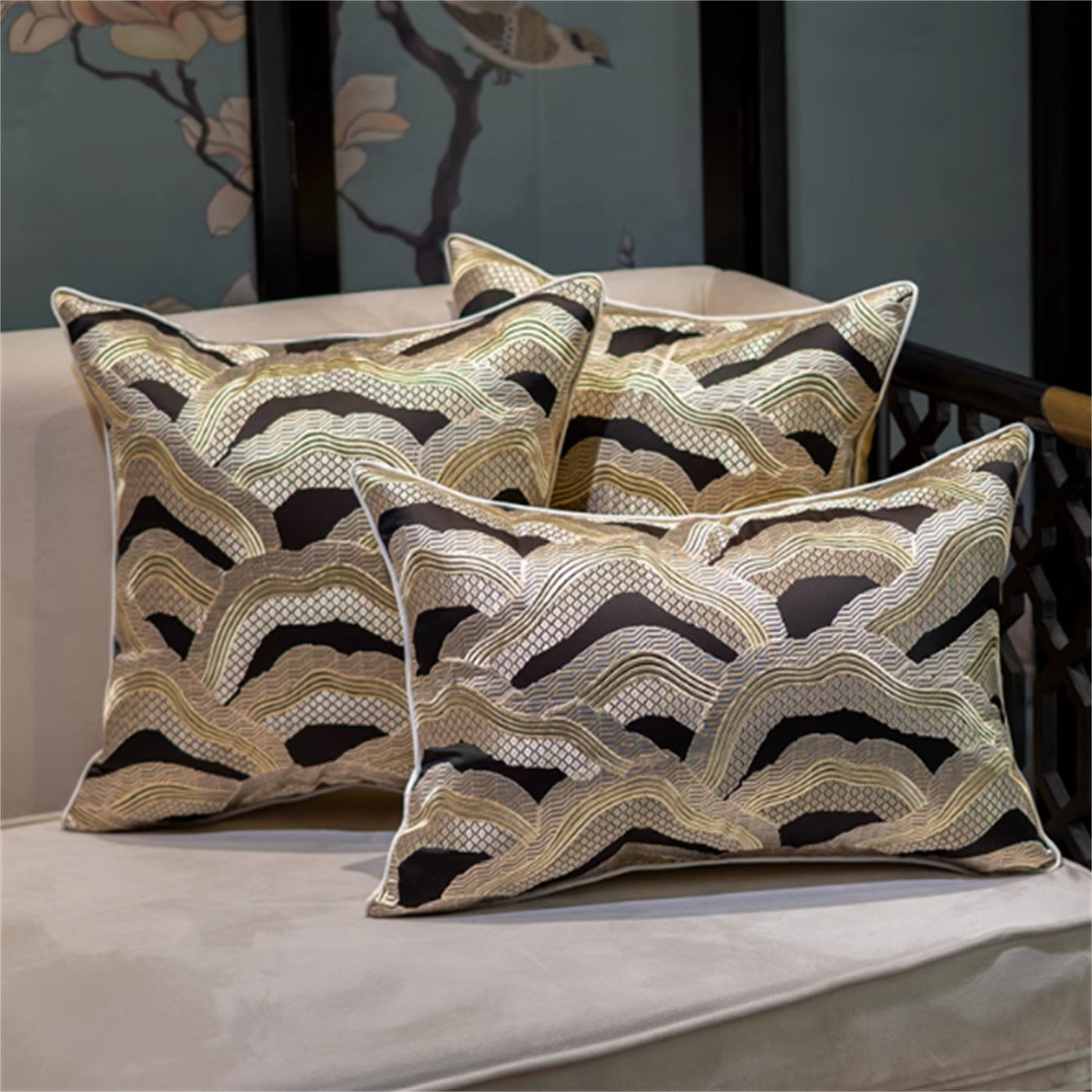 Chinese Style Embroidered Pillowcase With Core Protector