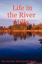 Life in the River Hills - Paperback