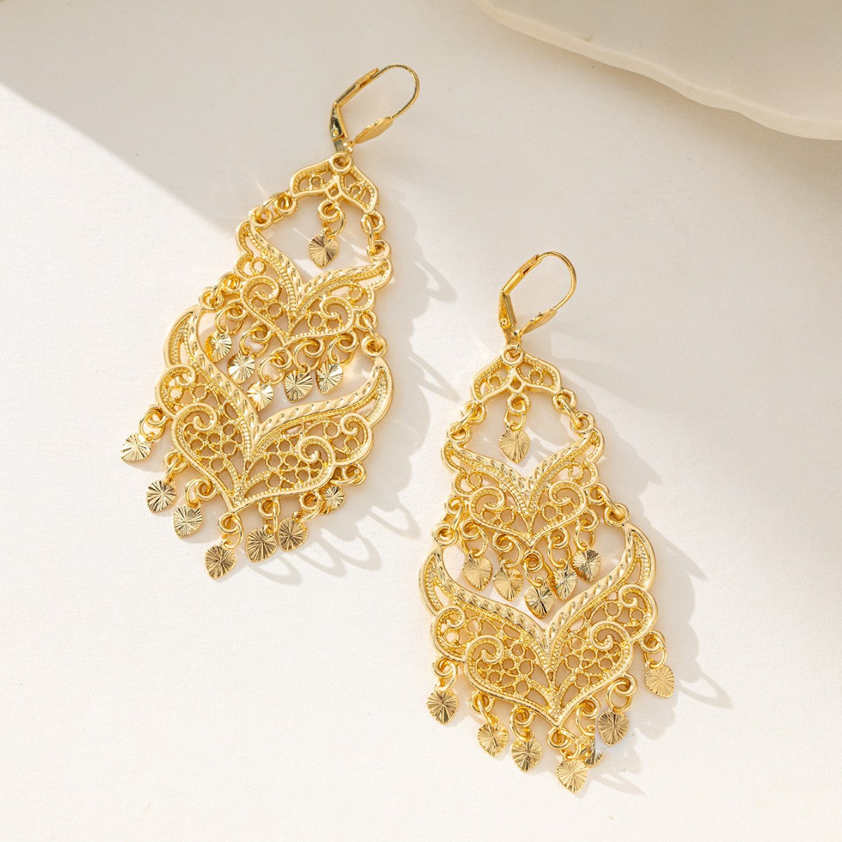 New Middle Eastern Gold-plated Heart-shaped Earrings