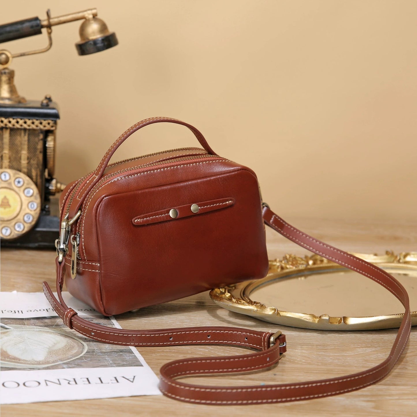 New Stylish Vintage Box Bag Made Of Top-grain Cowhide With Logo, Shoulder And Crossbody Bag, Small Square Bag For Commuting