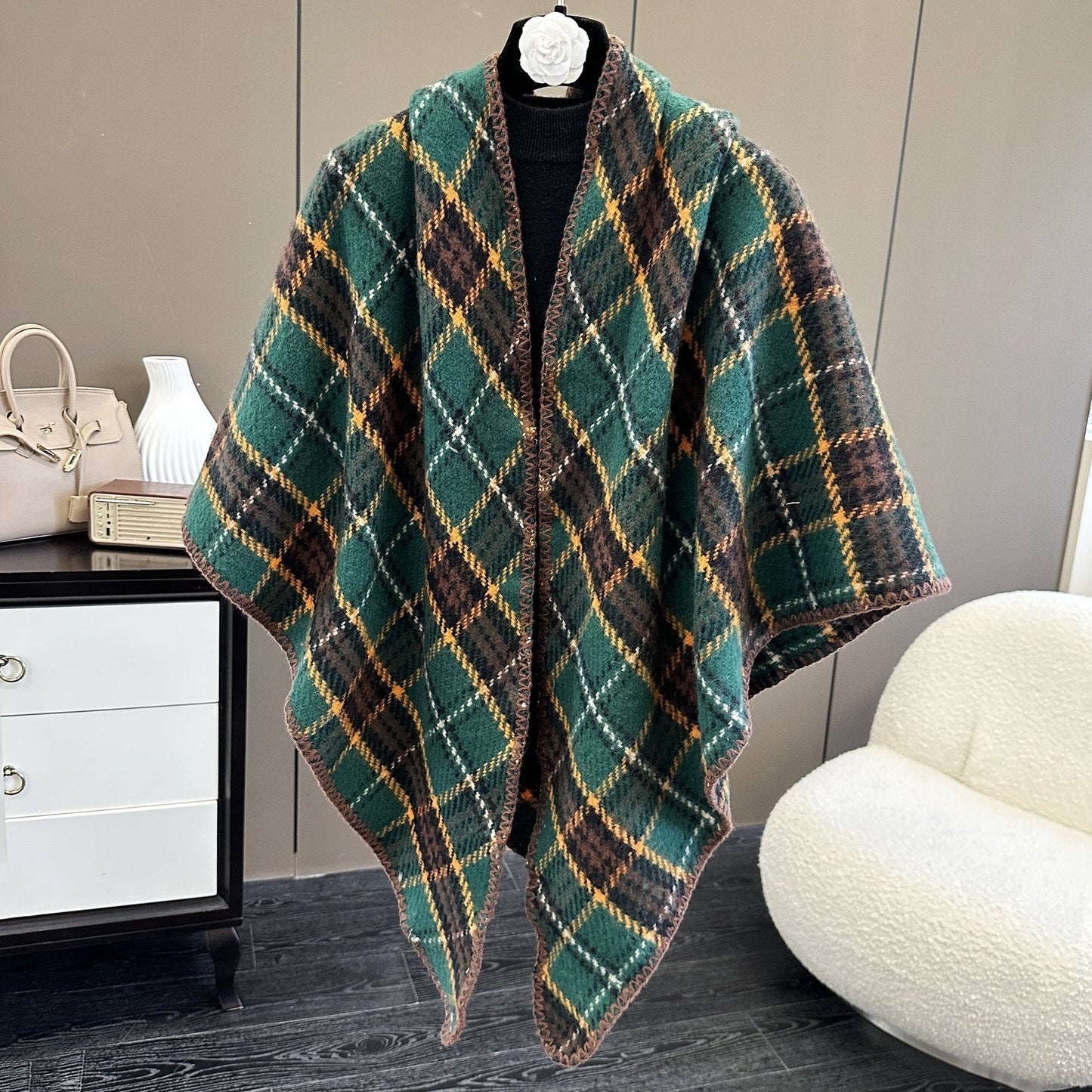 Affordable Luxury Fashion Wind Outdoor Autumn And Winter Scarf