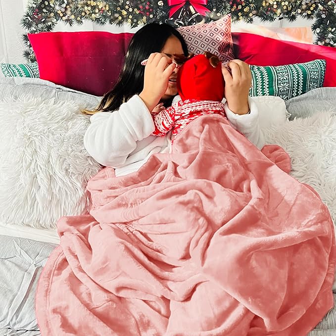 Bedsure Fleece Throw Blanket for Couch Pink - Lightweight Plush Fuzzy Cozy Soft Blankets and Throws for Sofa, 50x60 inches