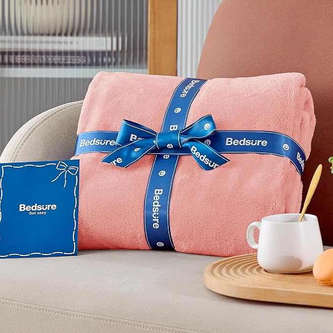 Bedsure Fleece King Size Blankets for Bed Pink - Soft Lightweight Plush Cozy Fuzzy Luxury Microfiber, 108x90 inches