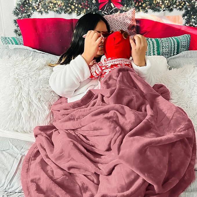 Bedsure Fleece King Size Blankets for Bed Rose Pink - Soft Lightweight Plush Cozy Fuzzy Luxury Microfiber, 108x90 inches