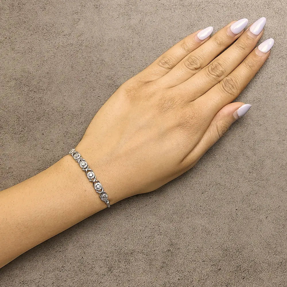 Diamond X and O Bolo Bracelet in .925 Sterling Silver 1/6 Cttw