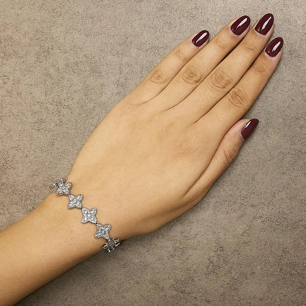 1 Cttw Natural Diamond Four Leaf Clover Link Bracelet in Sterling Silver