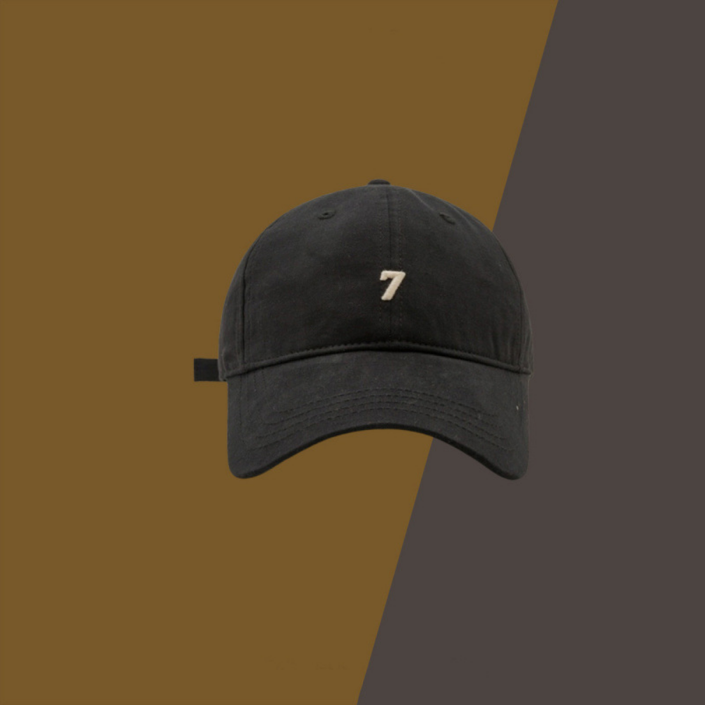 Men's And Women's Identical Embroidered Number 7 Distressed Washed Adjustable All-white Casual Minimalist Retro Baseball Cap Suitable For Daily Outings And Commuting Outfits